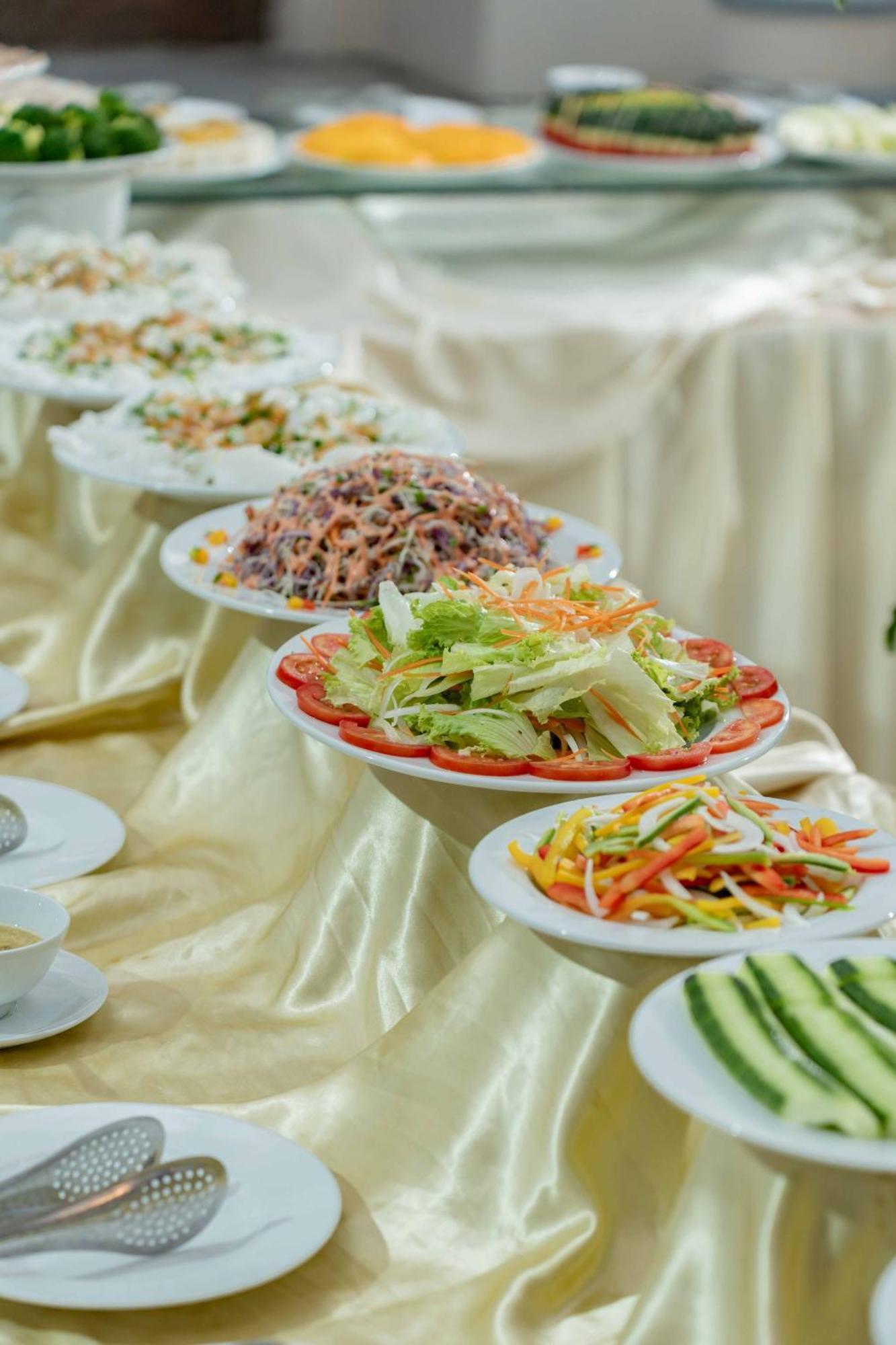 Rembrandt Hotel Nha Trang Buitenkant foto